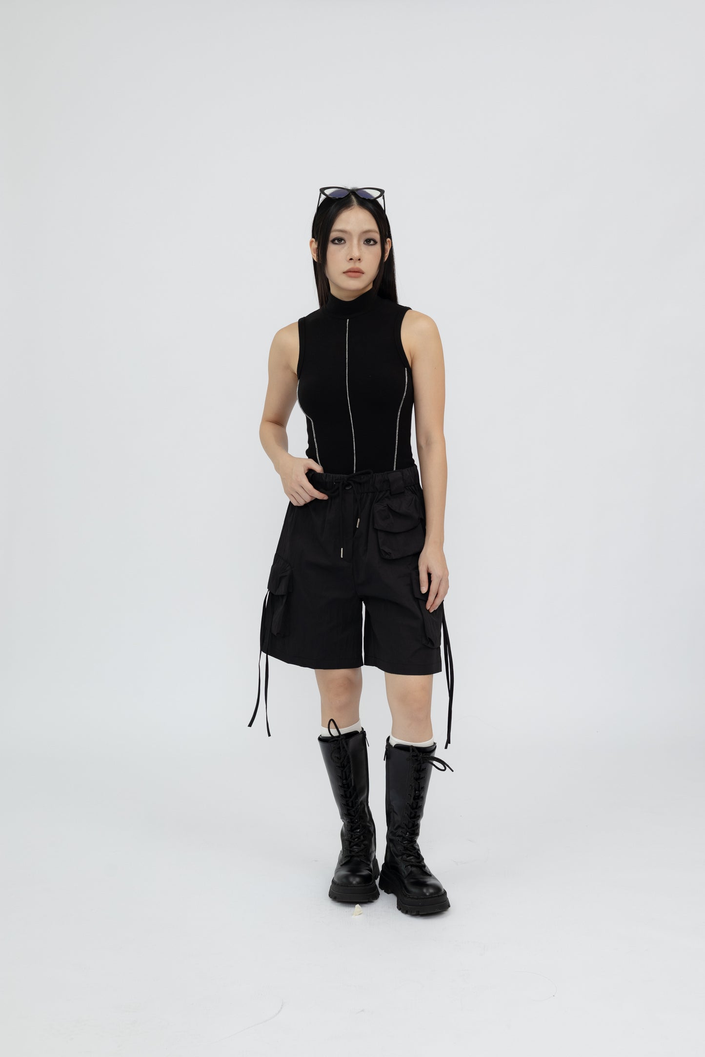 Elastic Five-Pointed Cargo Pants .
