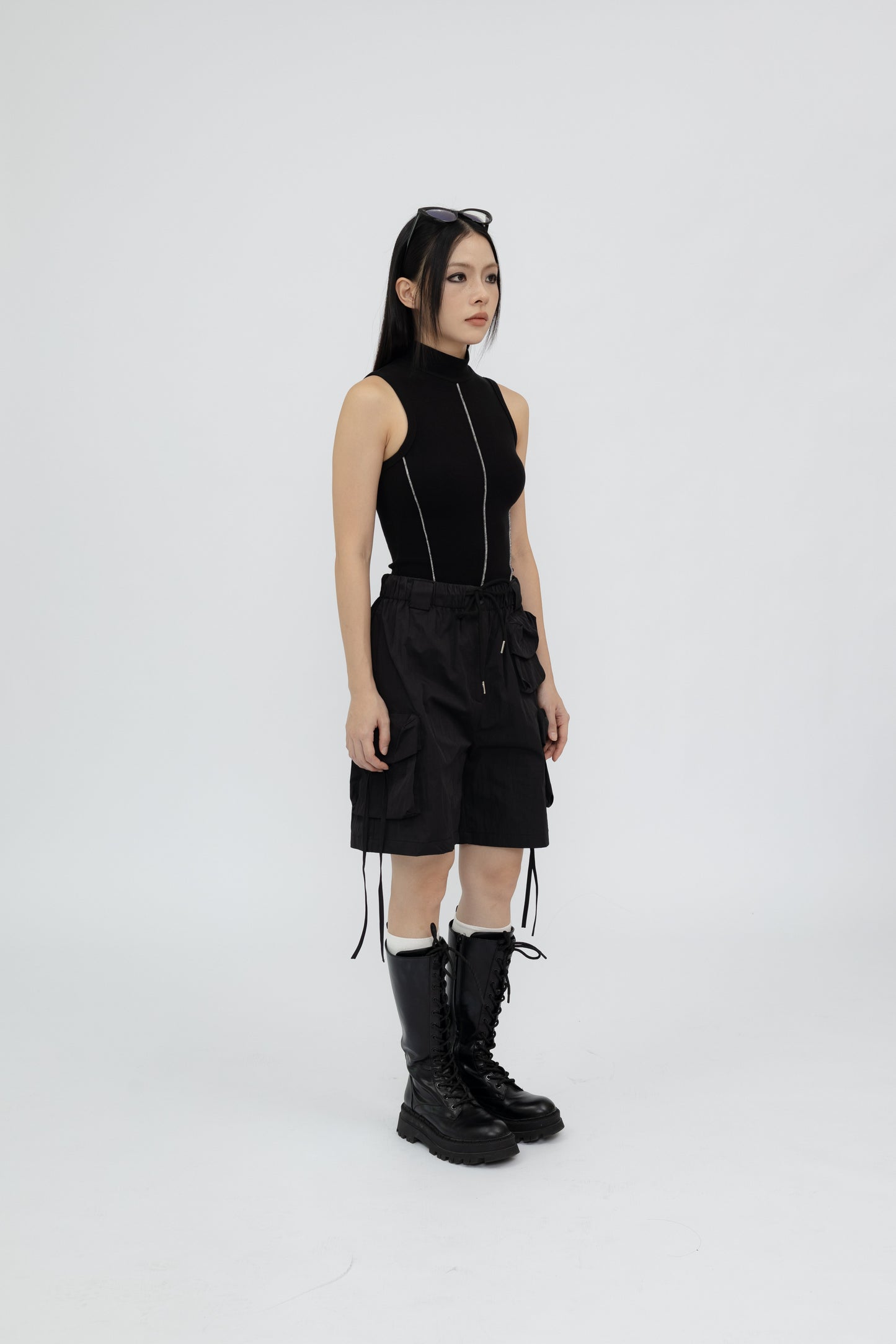 Elastic Five-Pointed Cargo Pants .