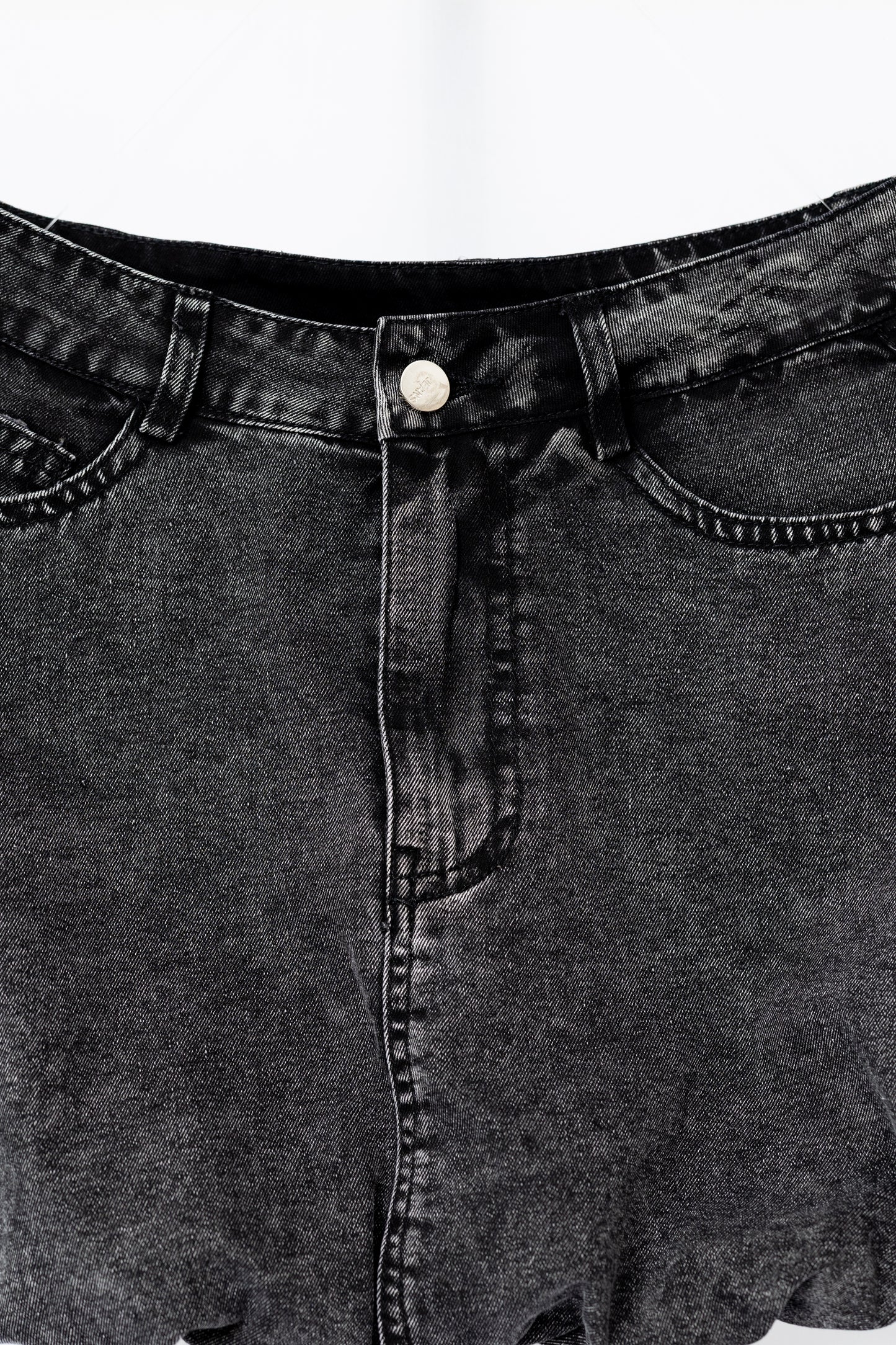 Bubble Hem Jean Skirt .