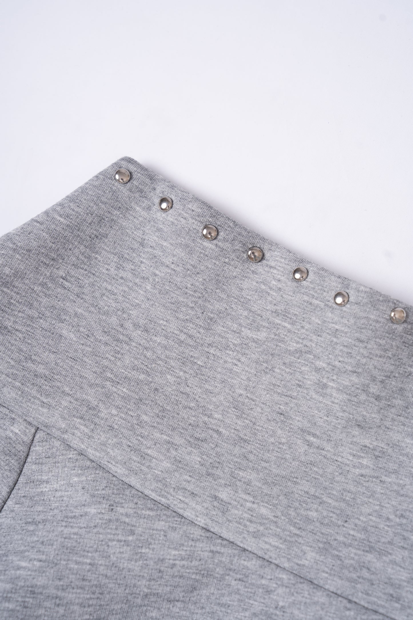 Shoulder Riveted Oversized Long Sleeve Sweater .