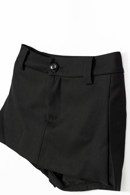 Tailored Side Slit Shorts .