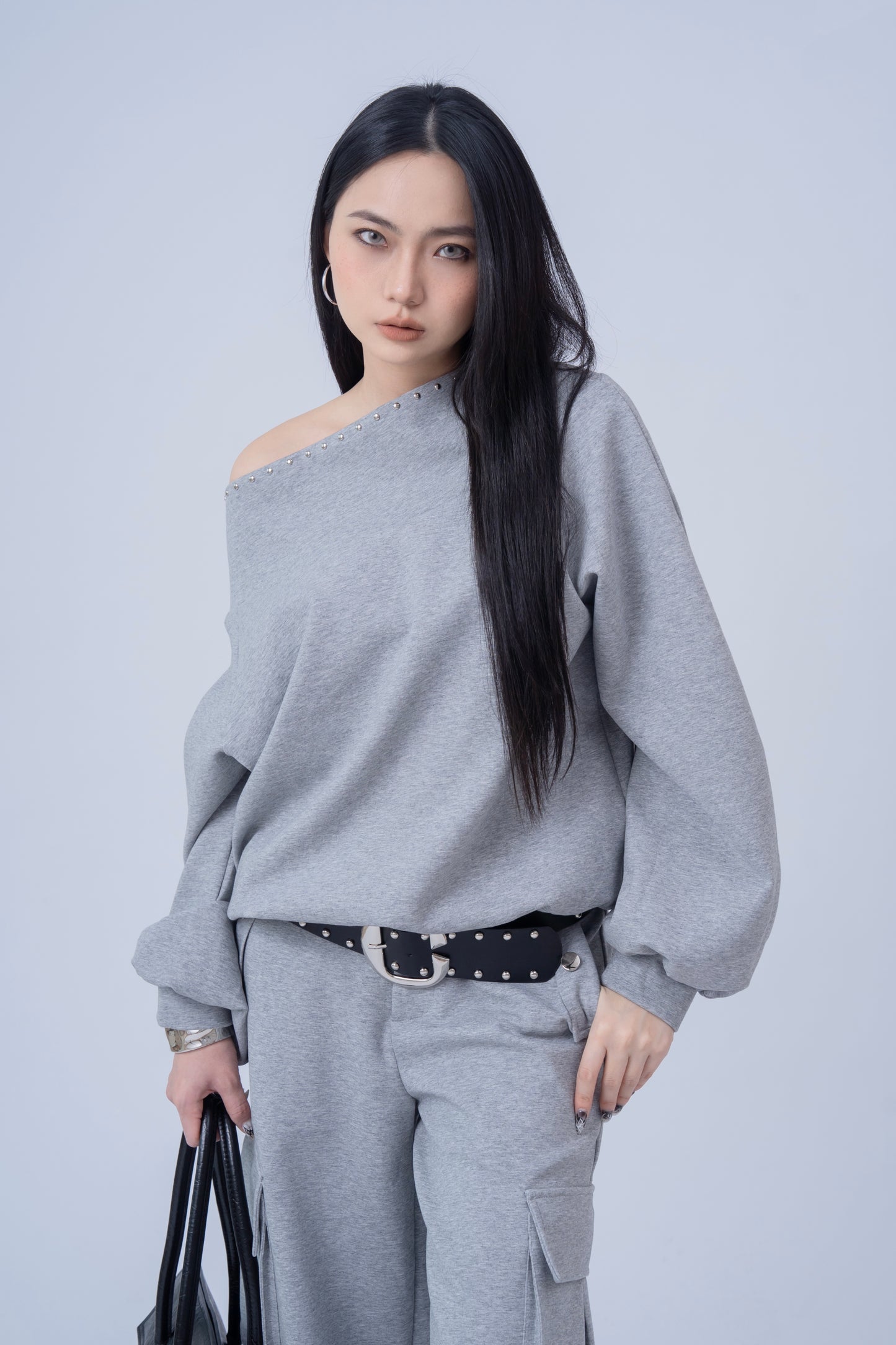 Shoulder Riveted Oversized Long Sleeve Sweater .
