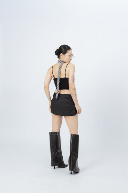 Tailored Side Slit Shorts .