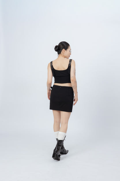 Buckle Design Skirt .