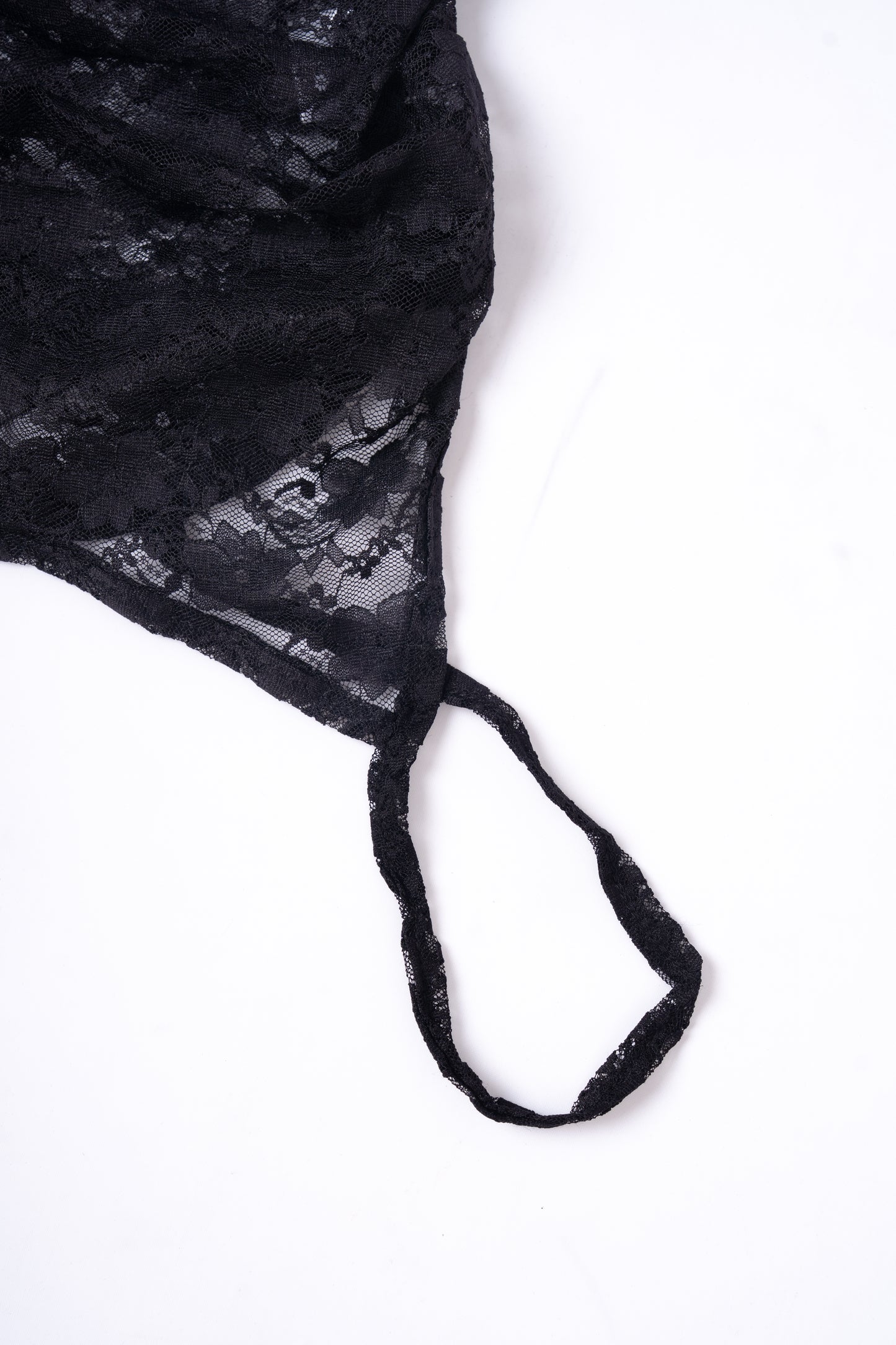 Mesh Lace Top - BLACK .