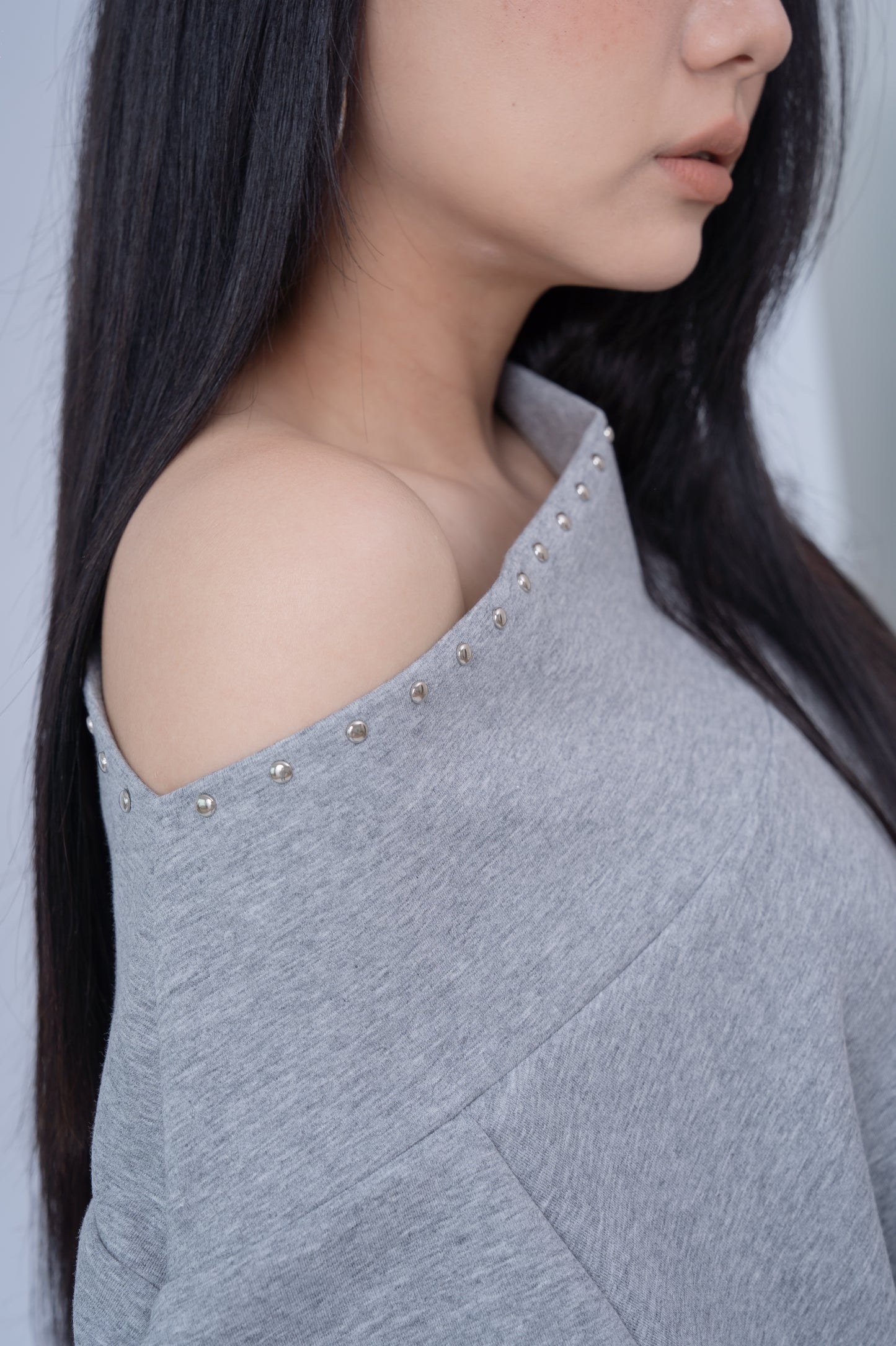 Shoulder Riveted Oversized Long Sleeve Sweater .